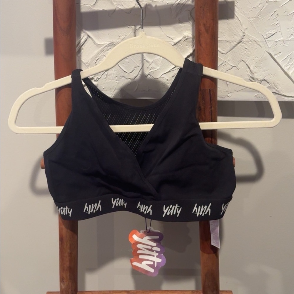 YITTY Black V-Neck Sports Bra